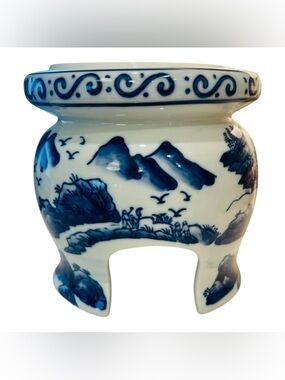 Blue & White Chinoiserie Porcelain Brush Washer | Asian Landscape Vessel